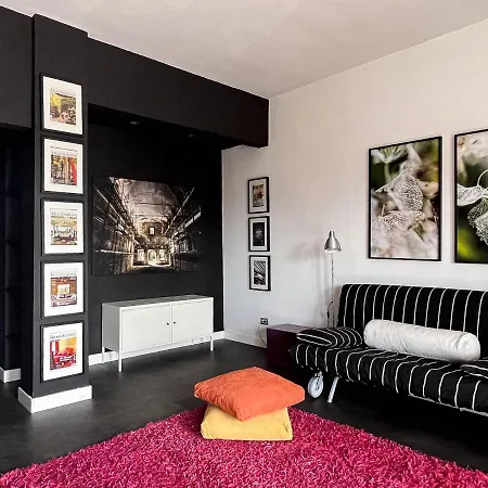 Mura Di Elegant Penthouse With Balcony Lejlighed